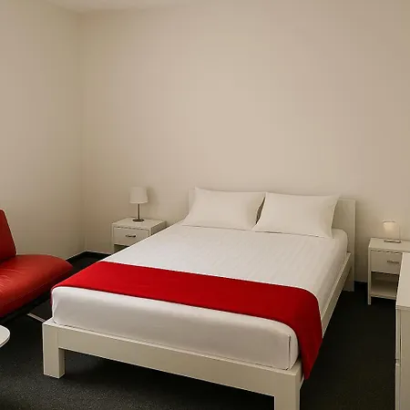 Artur Hotel *